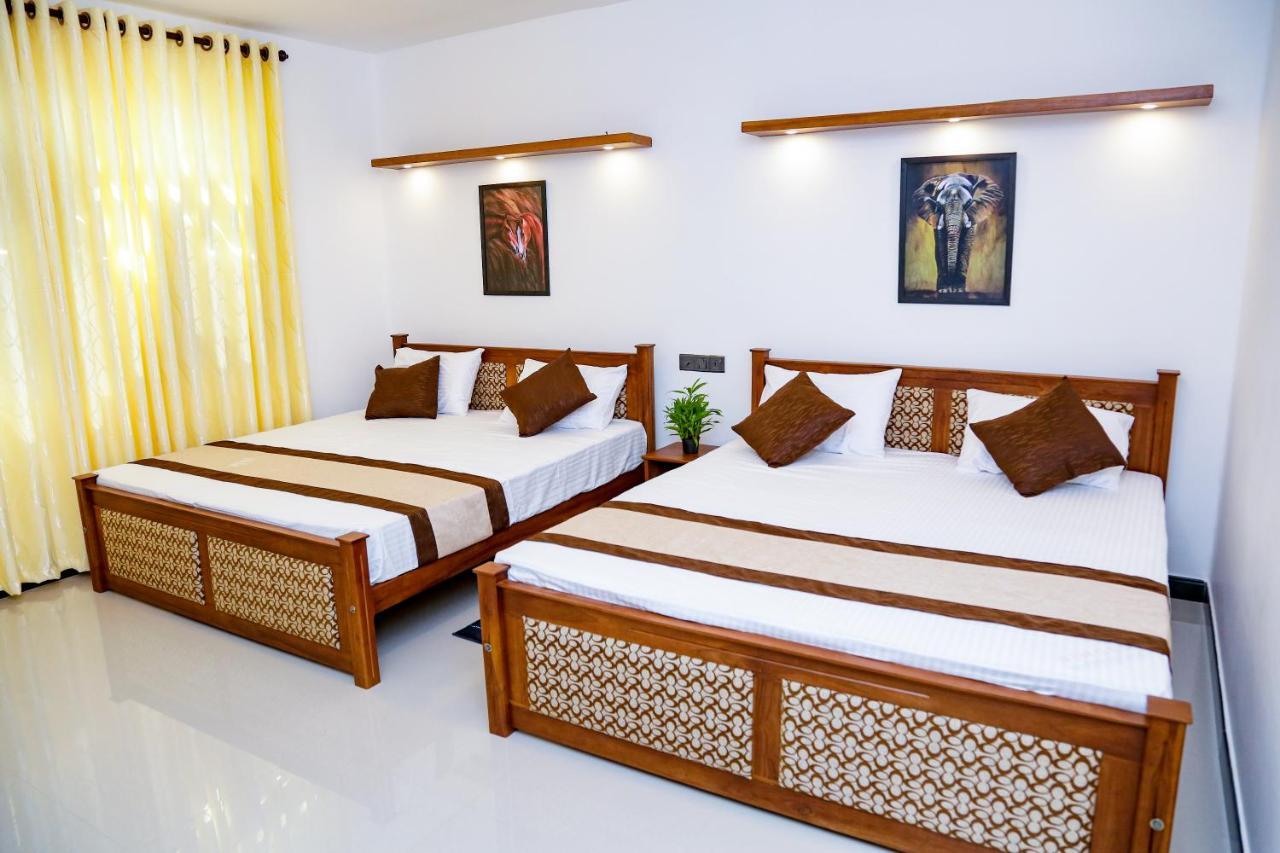 Seven Rich Villa Anuradhapura Bagian luar foto