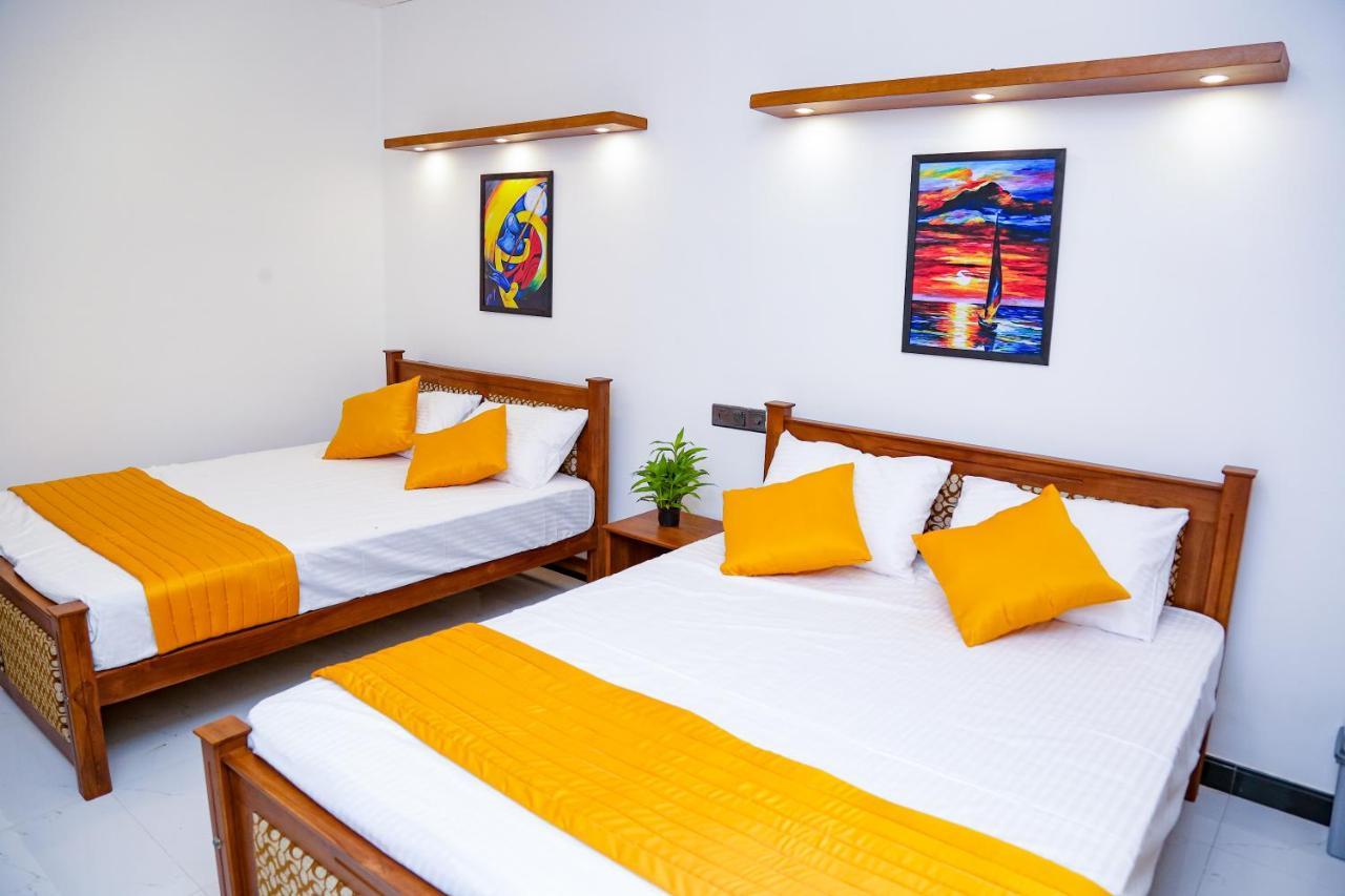 Seven Rich Villa Anuradhapura Bagian luar foto