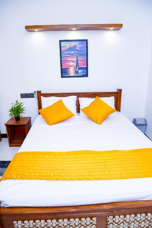 Seven Rich Villa Anuradhapura Bagian luar foto