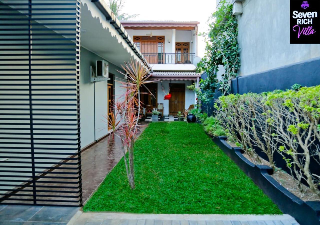 Seven Rich Villa Anuradhapura Bagian luar foto