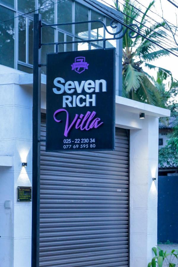Seven Rich Villa Anuradhapura Bagian luar foto